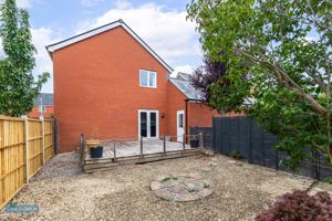 Photo 21- click for photo gallery